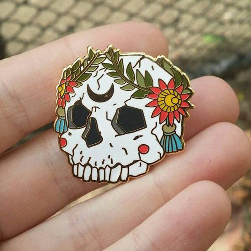 Maramalive™ Day of the dead Skull Brooch Beautiful Flower Skull Badge Wearable ART.