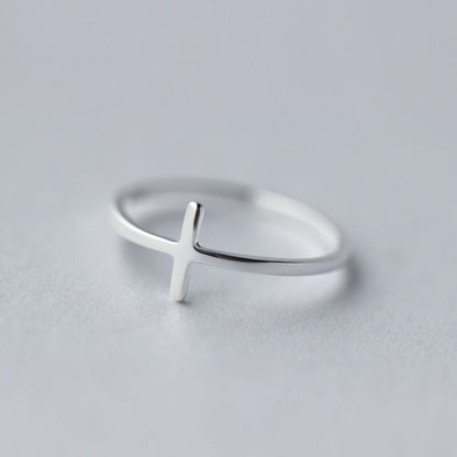 A Minimalist Ring with a cross on it from Maramalive™.